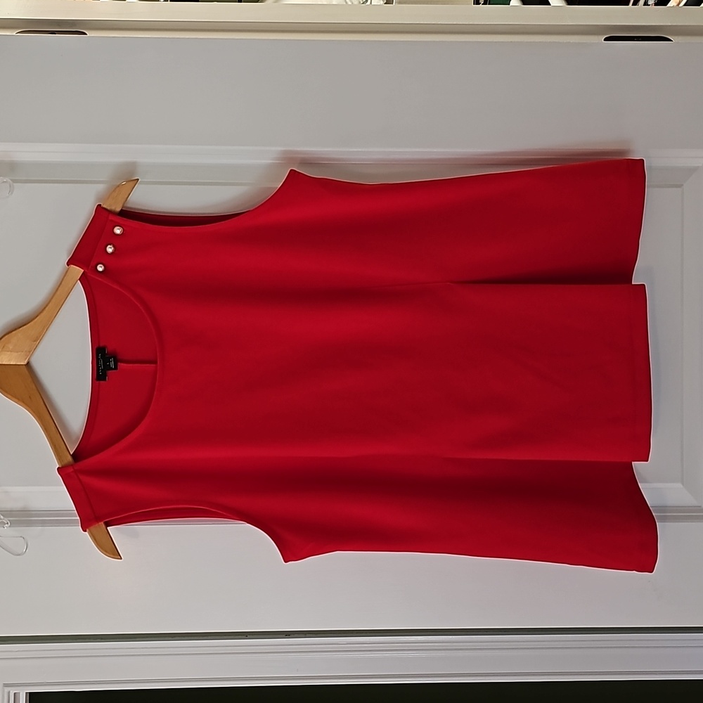 Ann Taylor Factory sleeveless top red size L